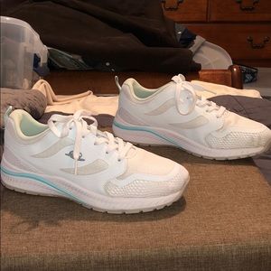 BUNDLE&SAVE!  White tennis shoes.